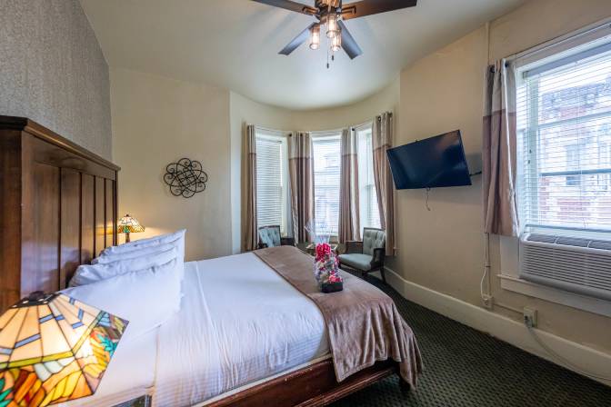 Guest Room Photo