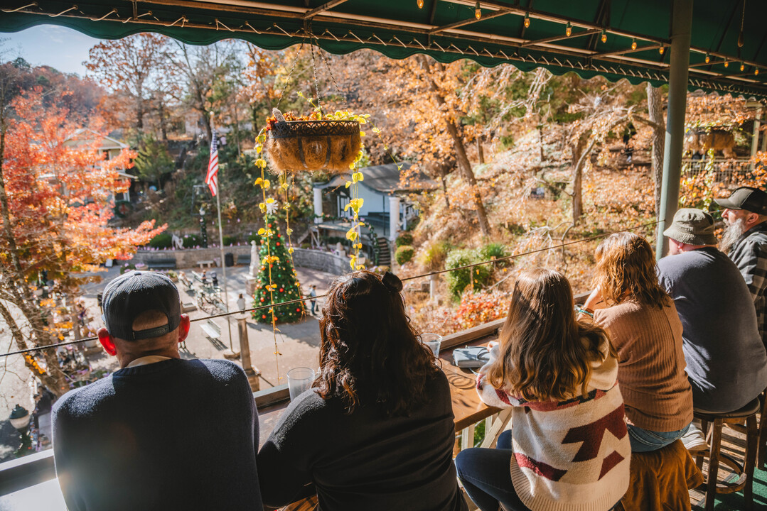 Autumn GetTogether: Escape to Eureka Springs This November