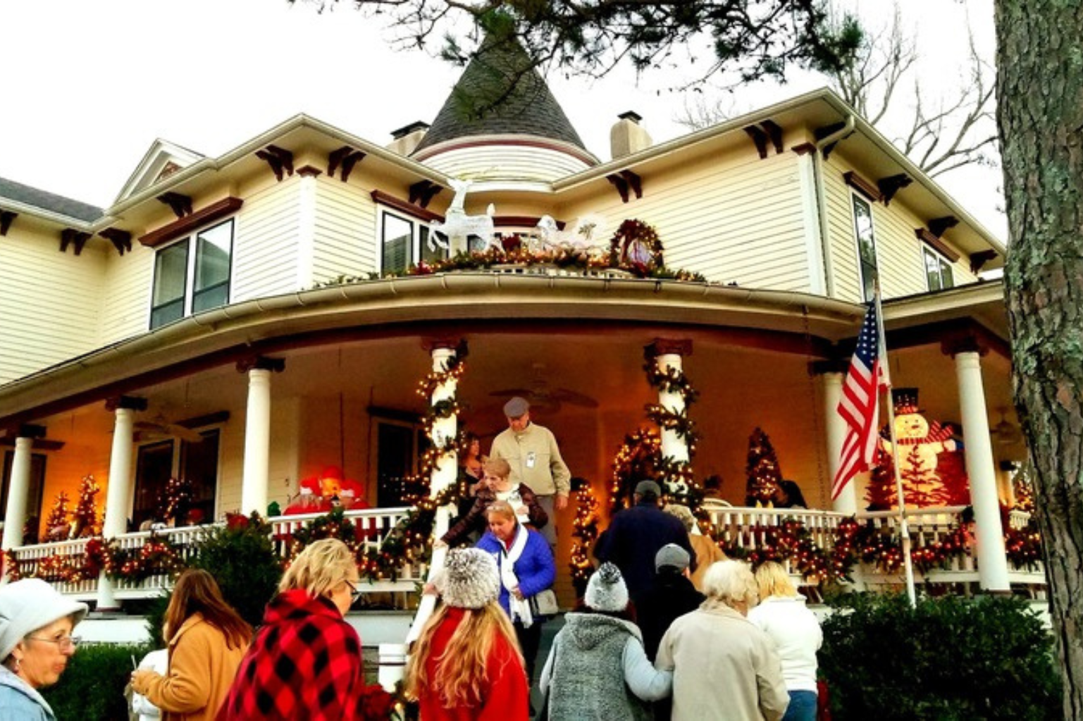 holiday tour of homes